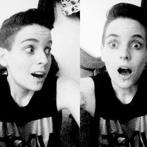 Meet your Posher, Twiggy